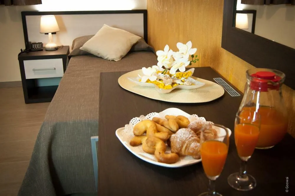 Le Tre Stelle Marine Bed & Breakfast Acquedolci Italy